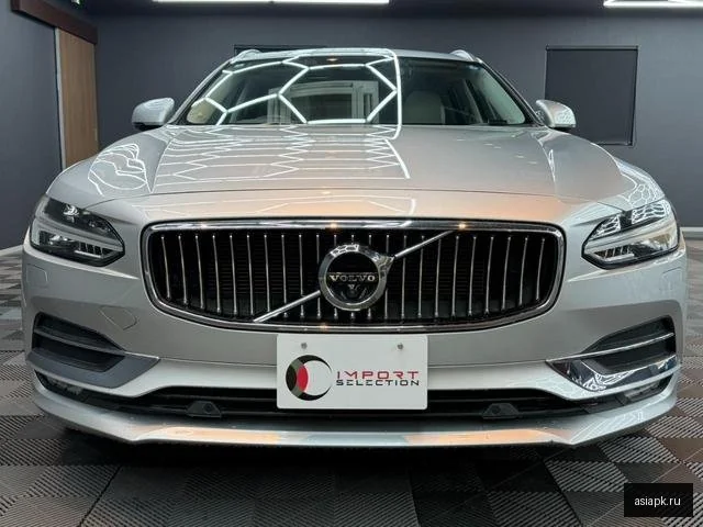 Volvo V90 6