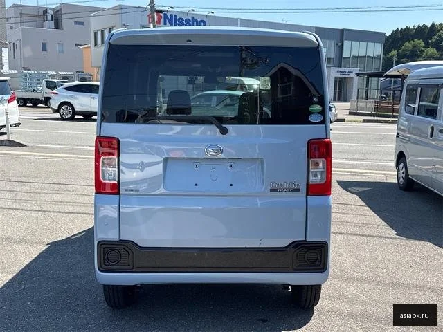 Daihatsu Hijet 6