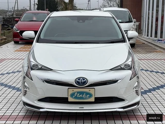 Toyota Prius 3