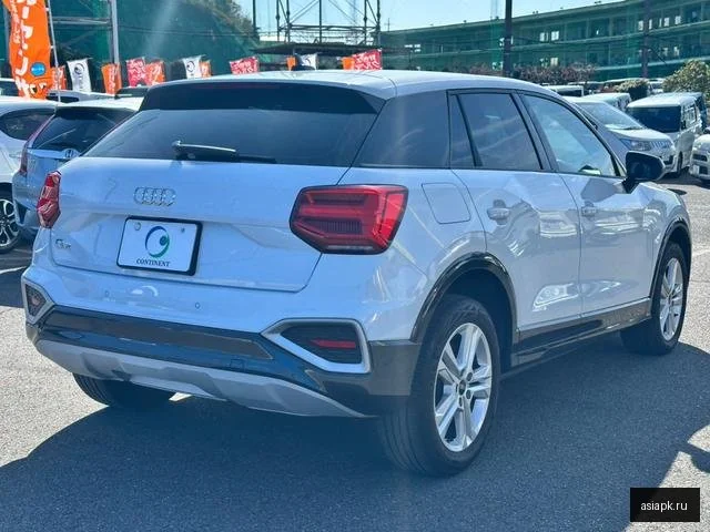 Audi Q2 3