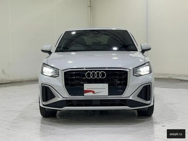 Audi Q2 3