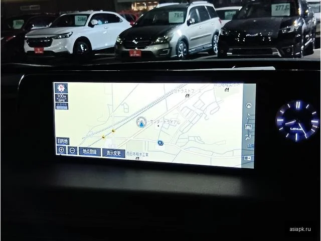 Lexus UX250h 3