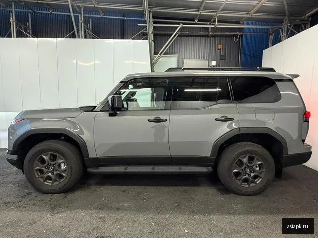 Lexus GX550 6