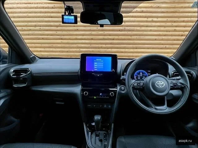 Toyota Yaris Cross 3