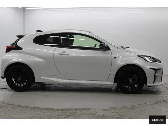 Toyota GR Yaris 6