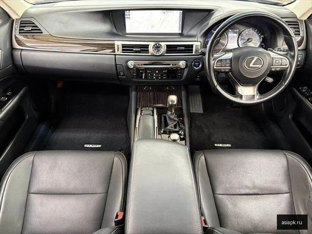 Lexus GS300h 3