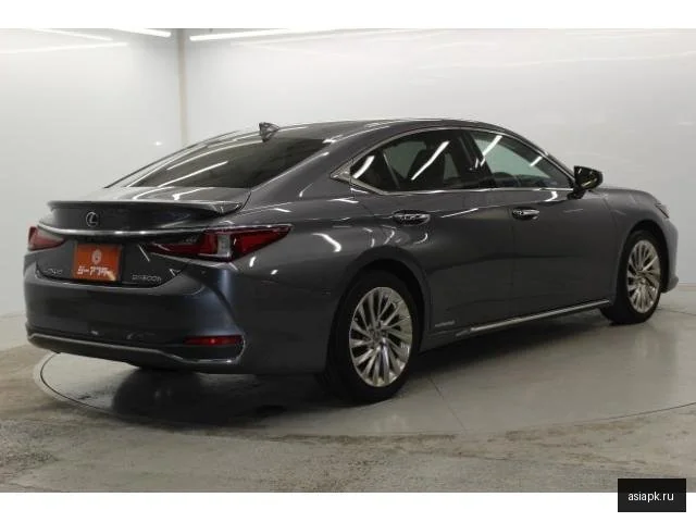 Lexus ES300h 6