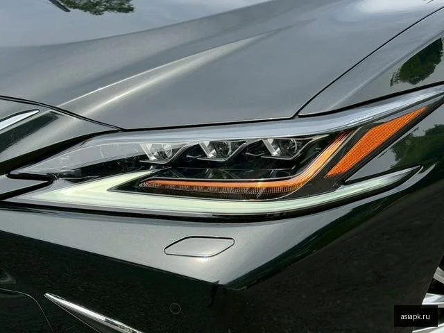 Lexus ES300h 6
