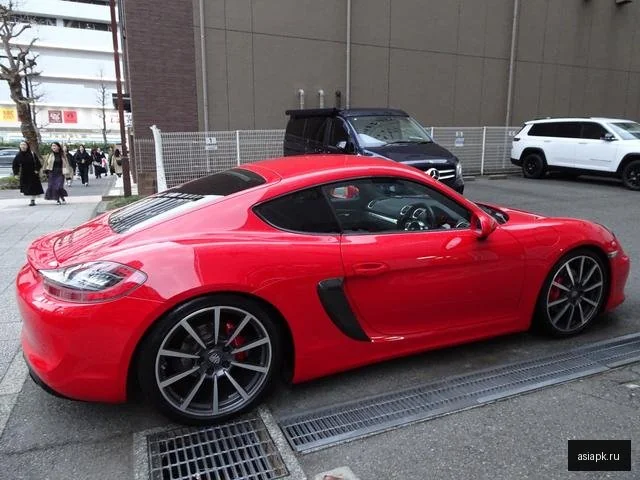 Porsche Cayman 3