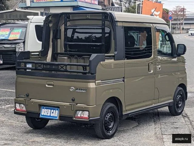 Daihatsu Atrai 6