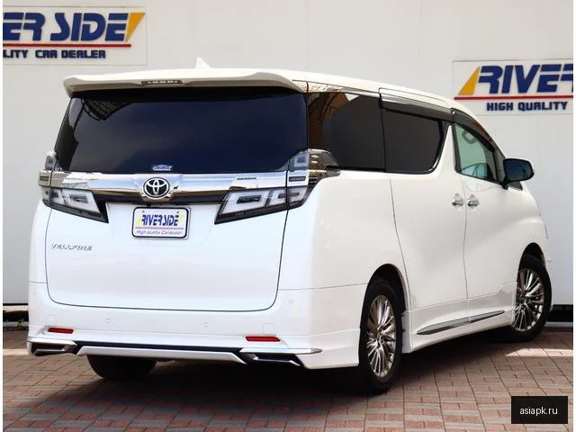 Toyota Vellfire 4