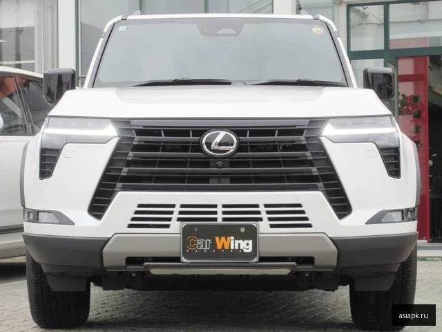 Lexus GX550 3