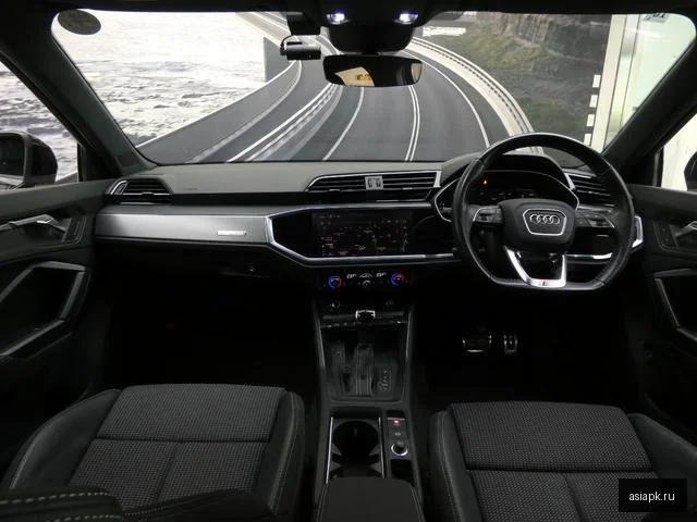 Audi Q3 Sportback 4