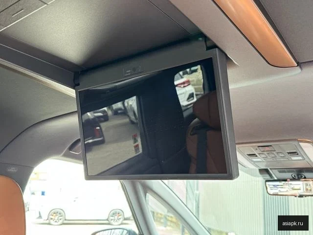 Toyota Vellfire 4