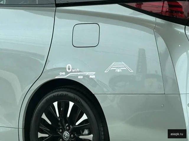 Toyota Voxy 5