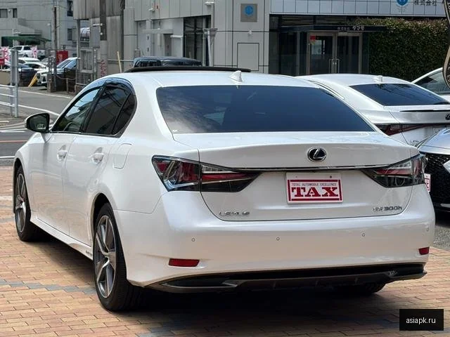 Lexus GS300h 6