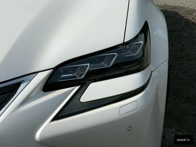 Lexus GS300h 3