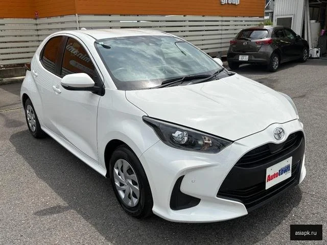 Toyota Yaris 4