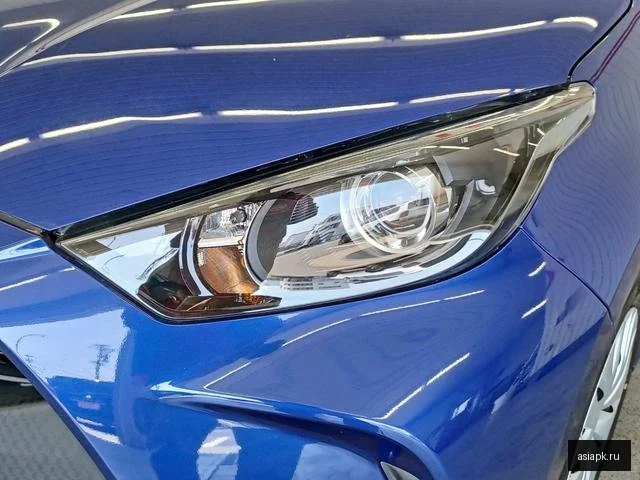 Toyota Yaris 6