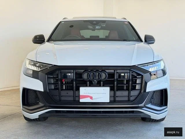 Audi SQ8 6