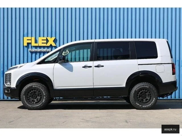 Mitsubishi Delica D:5 6