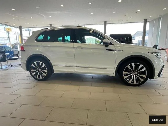Volkswagen Tiguan 6