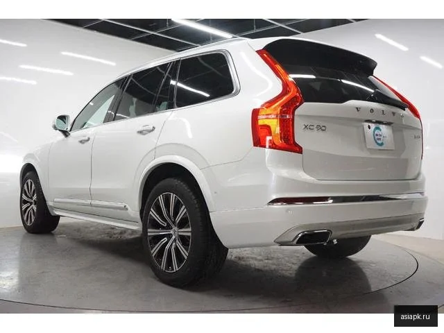 Volvo XC90 4