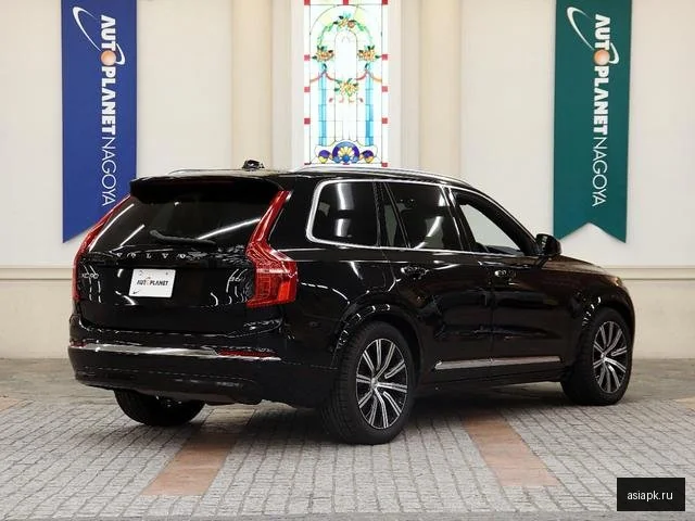 Volvo XC90 4