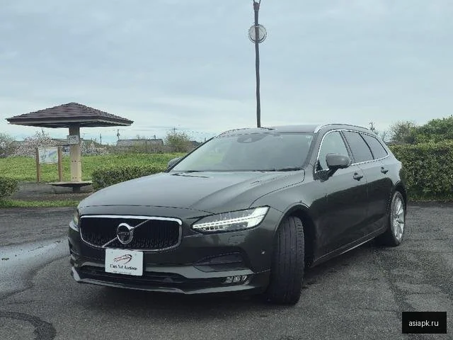 Volvo V90 6