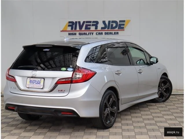 Honda Jade 4