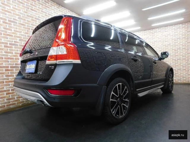 Volvo XC70 5