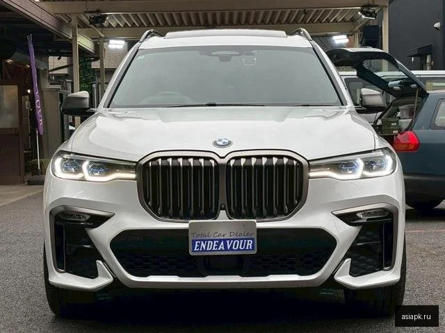 BMW X7 6