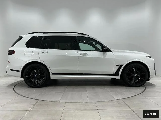 BMW X7 6