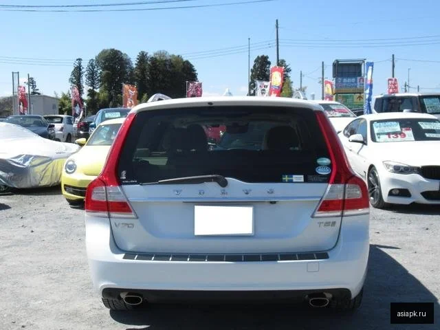 Volvo V70 4