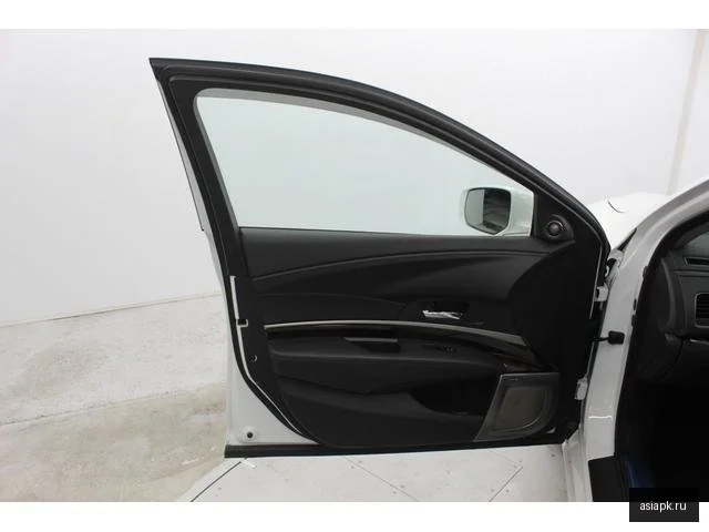 Honda Legend 4