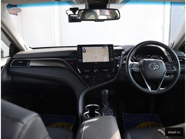 Toyota Camry 5