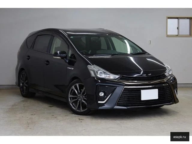 Toyota Prius Alpha 4
