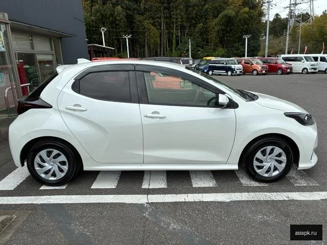 Toyota Yaris 6
