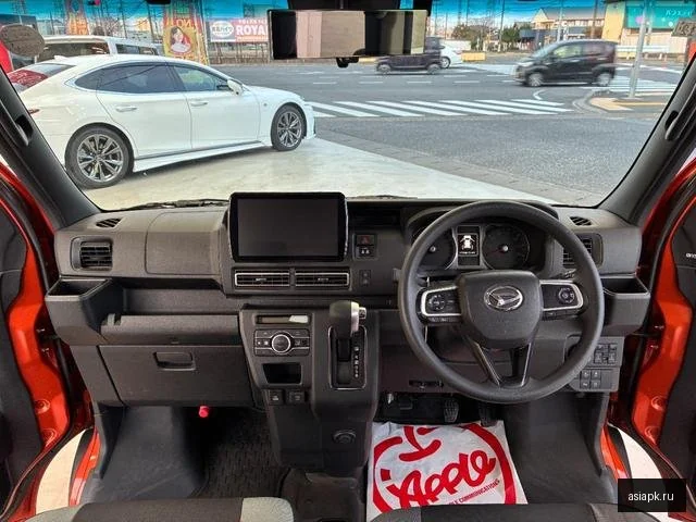 Daihatsu Atrai 5
