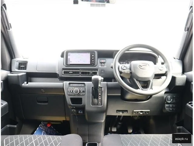Daihatsu Atrai 5