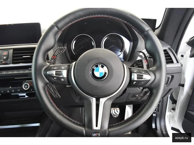 BMW M2 6