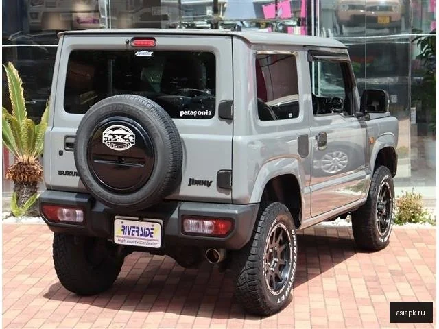 Suzuki Jimny 4