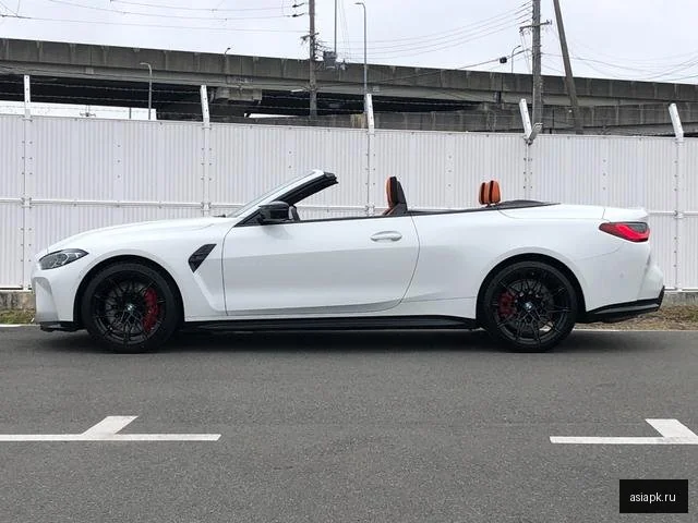 BMW M4 5