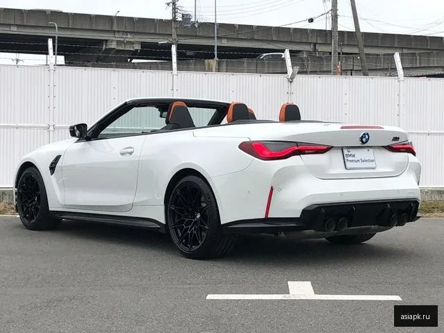 BMW M4 6