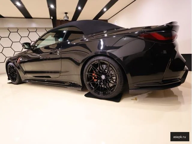 BMW M4 4