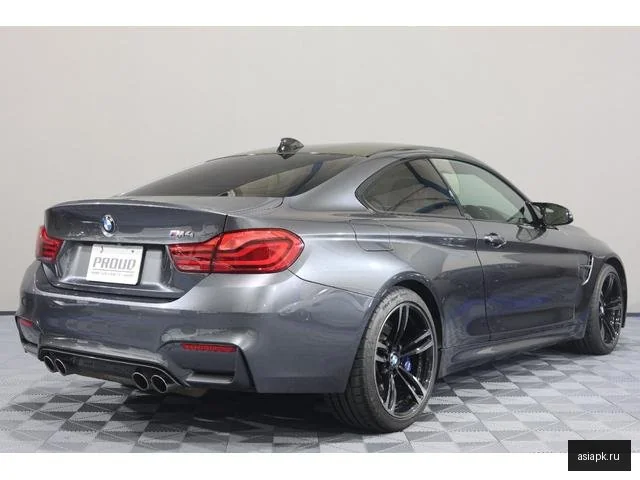 BMW M4 3