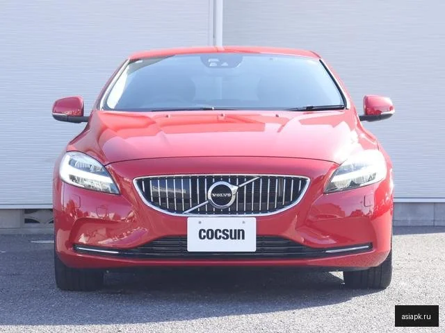 Volvo V40 6
