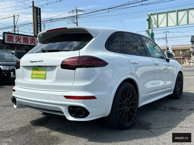 Porsche Cayenne 6
