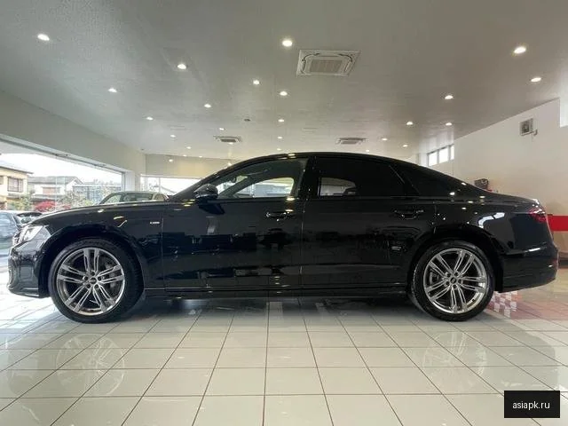 Audi A8 6