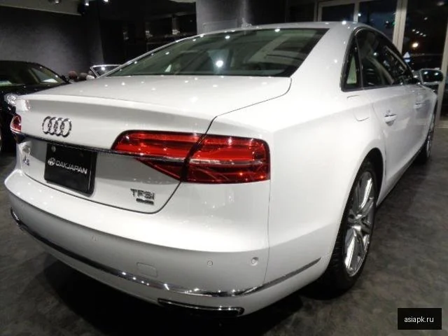 Audi A8 4
